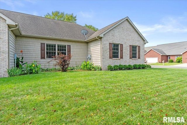 2400 Aaron Court, Springfield, IL 62704