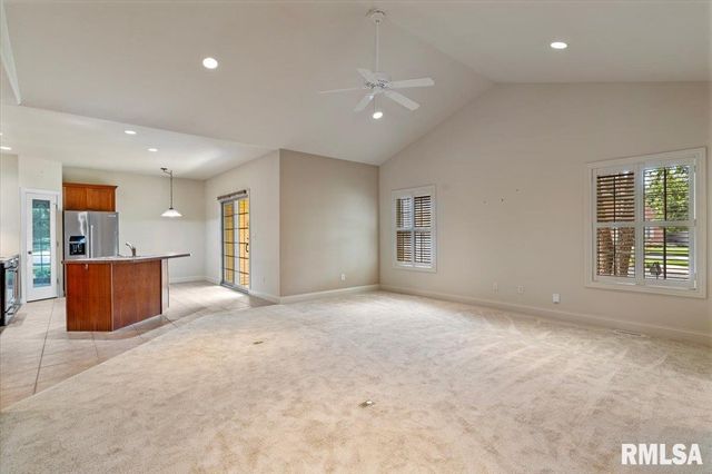 2400 Aaron Court, Springfield, IL 62704