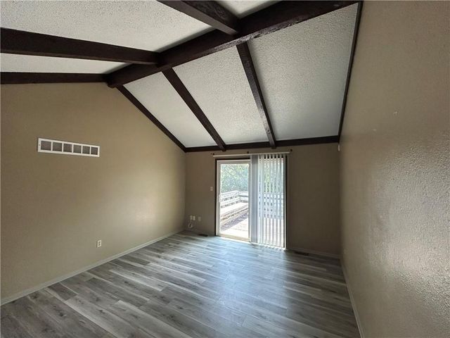 17405 E 41st Terrace, Independence, MO 64055