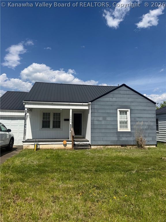 1904 Kanawha Terrace, St Albans, WV 25177