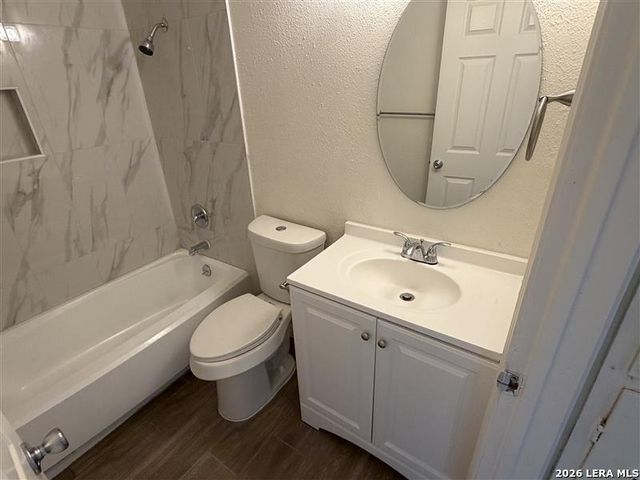 1319 BAYOU DR, San Antonio, TX 78245