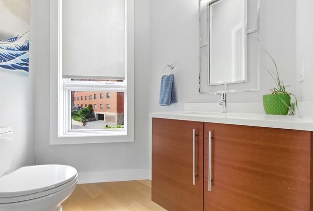 469 E 4th St 2, Boston, MA 02127