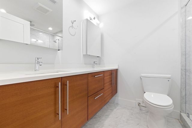 469 E 4th St 2, Boston, MA 02127
