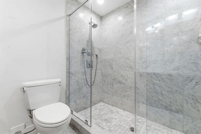 469 E 4th St 2, Boston, MA 02127
