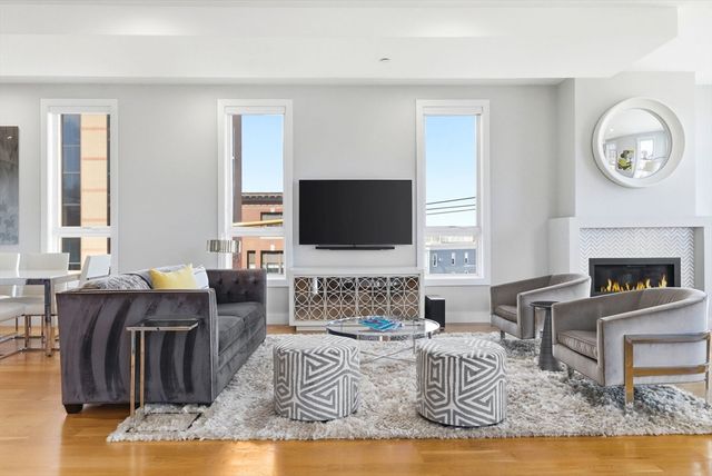 469 E 4th St 2, Boston, MA 02127