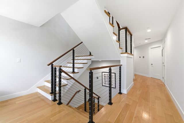 469 E 4th St 2, Boston, MA 02127