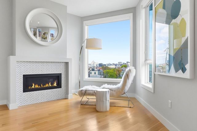 469 E 4th St 2, Boston, MA 02127