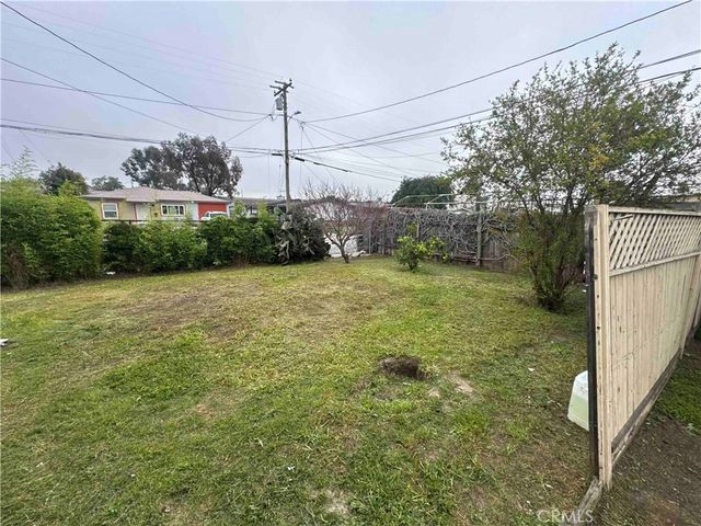 802 W 229th Street, Torrance, CA 90502