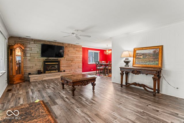 2316 Lake Drive, Anderson, IN 46012