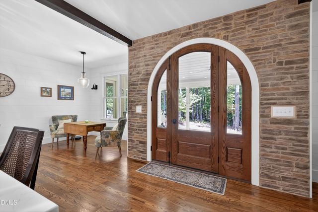 977 Windy Ridge Road, Chapel Hill, NC 27517