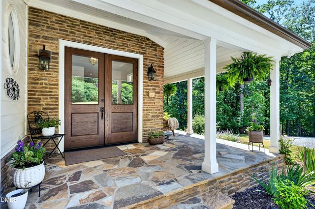 977 Windy Ridge Road, Chapel Hill, NC 27517