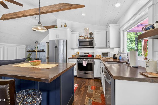 977 Windy Ridge Road, Chapel Hill, NC 27517