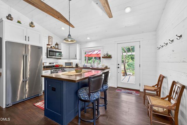 977 Windy Ridge Road, Chapel Hill, NC 27517