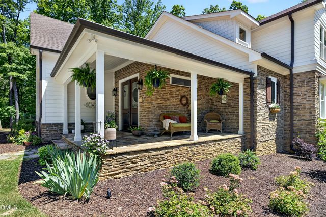 977 Windy Ridge Road, Chapel Hill, NC 27517