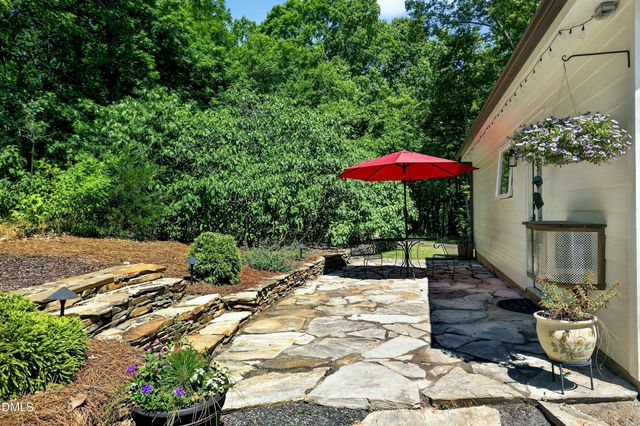 977 Windy Ridge Road, Chapel Hill, NC 27517