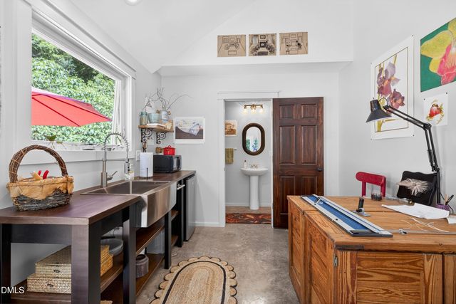 977 Windy Ridge Road, Chapel Hill, NC 27517