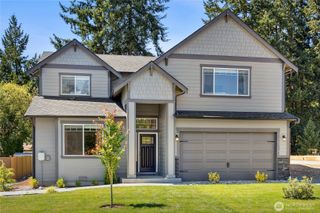 26911 30th Place S #10, Kent, WA 98032