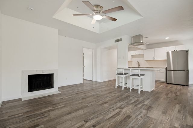 4317 Hartford Street 204, Dallas, TX 75219