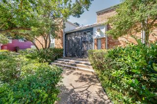4317 Hartford Street 204, Dallas, TX 75219