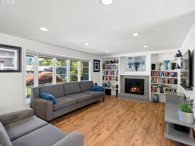 2615 Sw 175TH Ave, Beaverton, OR 97003