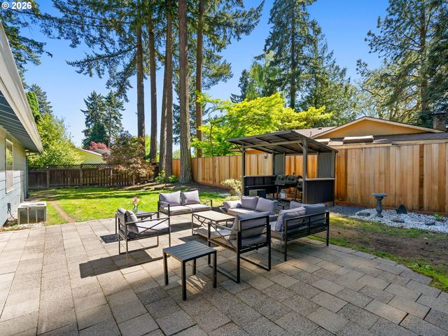 2615 Sw 175TH Ave, Beaverton, OR 97003