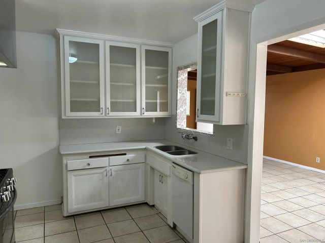 1815 Brookline St., San Diego, CA 92102