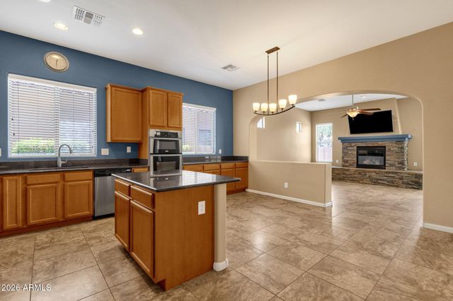 2403 E ROBB Lane, Phoenix, AZ 85024