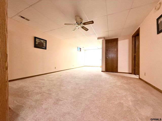 412 N 17th Street, Geneva, NE 68361