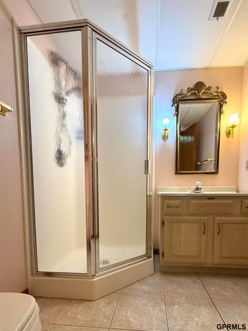 412 N 17th Street, Geneva, NE 68361