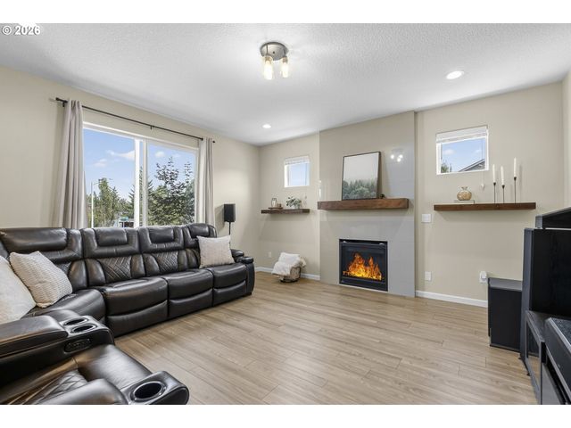 4632 Se 28TH Ter, Gresham, OR 97080