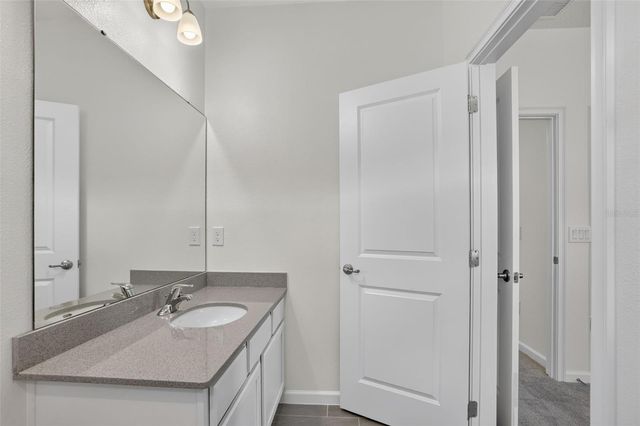 1242 BUTTERFLY ORCHID ROAD, Davenport, FL 33837