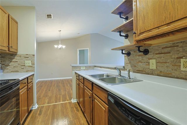 6635 Brigham Square 7, Centerville, OH 45459