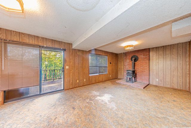 39423 Summit Drive, Oakhurst, CA 93644