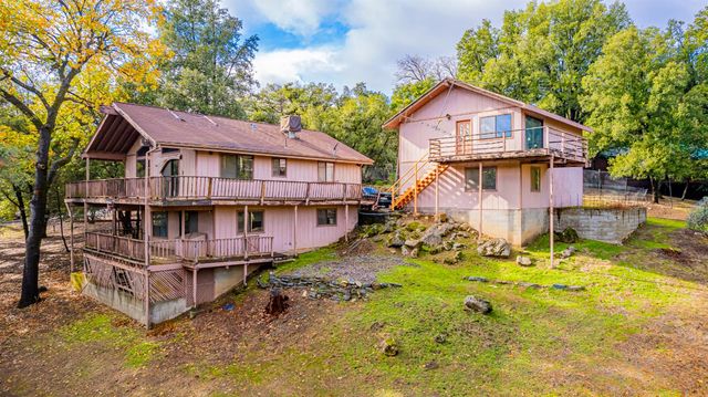 39423 Summit Drive, Oakhurst, CA 93644