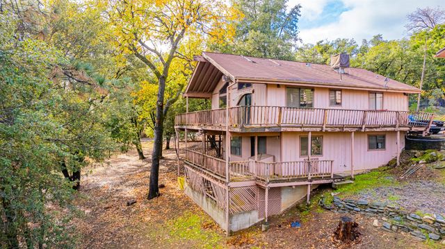 39423 Summit Drive, Oakhurst, CA 93644