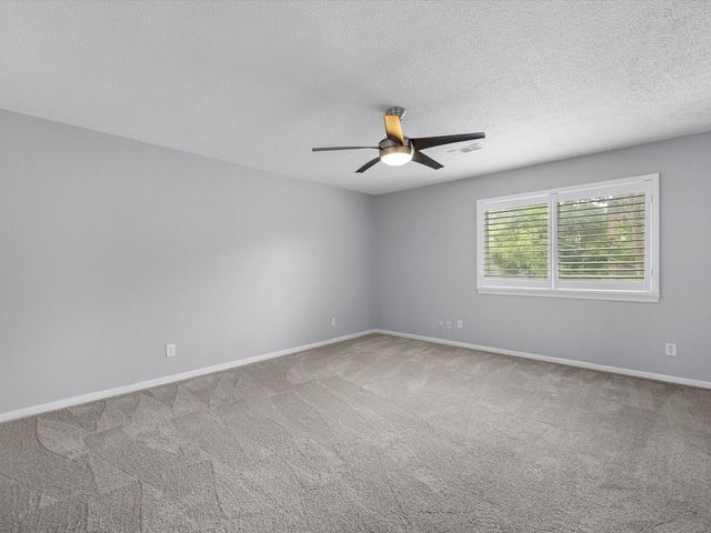 13 Hickory Shadows Drive, Houston, TX 77055