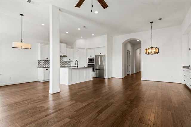 3029 Columbus LOOP, Round Rock, TX 78665