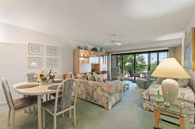 206 LA CASA 206, Lake Wales, FL 33898