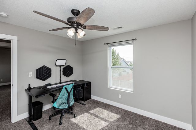 805 36th Street SW, Bondurant, IA 50035