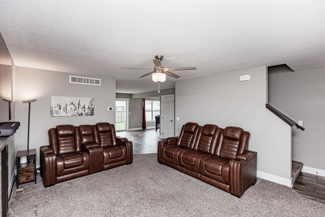 805 36th Street SW, Bondurant, IA 50035