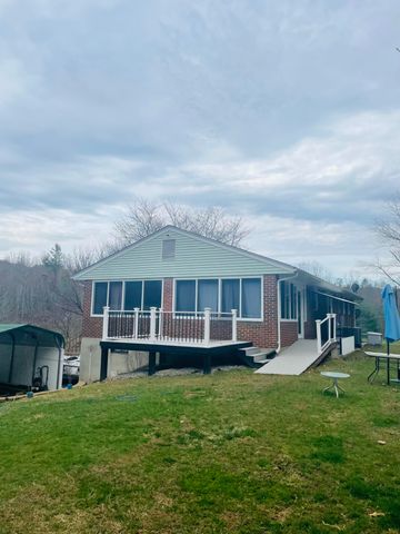 7592 Willow Branch RD, Boones Mill, VA 24065