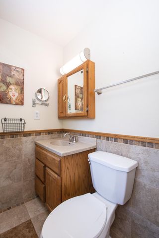 2308 10th Street S, Fargo, ND 58103