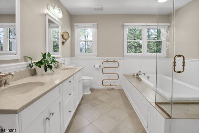 16 Lenape Ct, Bernards Twp., NJ 07920