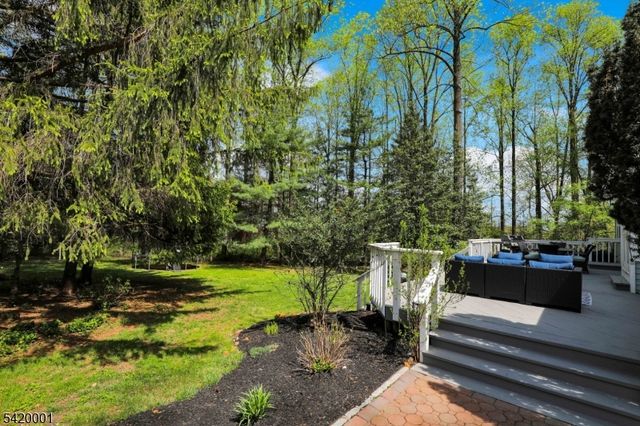 16 Lenape Ct, Bernards Twp., NJ 07920