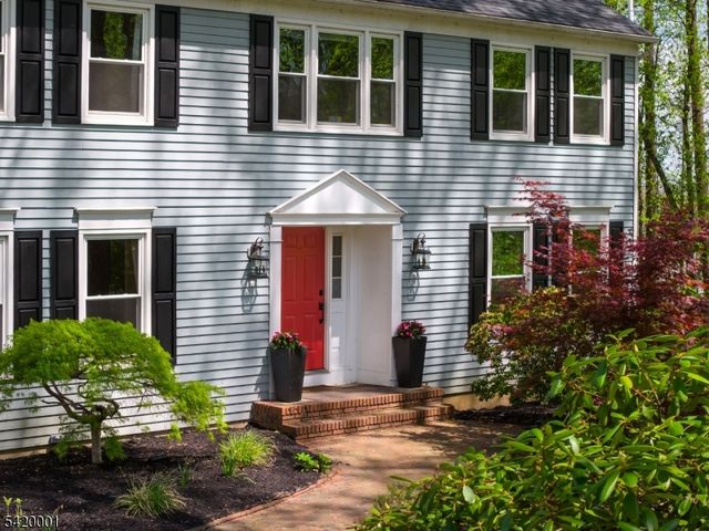 16 Lenape Ct, Bernards Twp., NJ 07920