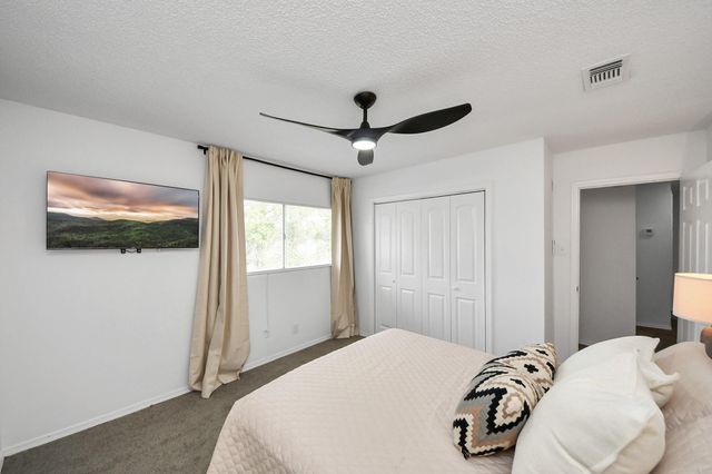 8631 Valley Ledge Drive, Houston, TX 77078