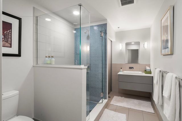 453 Washington St 5A, Boston, MA 02111