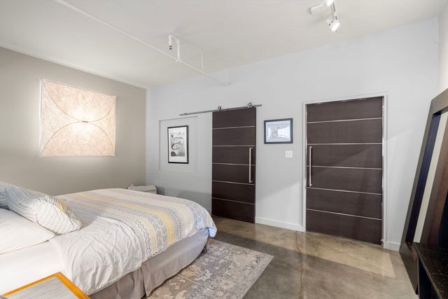 453 Washington St 5A, Boston, MA 02111