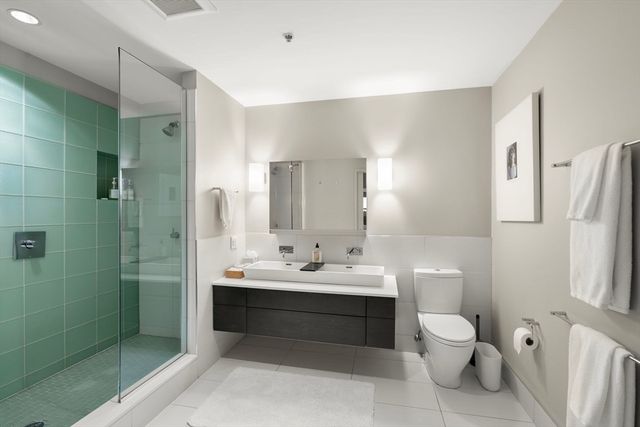 453 Washington St 5A, Boston, MA 02111