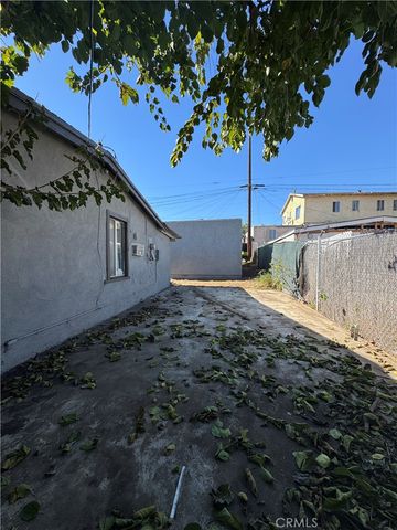 529 531 S Sydney, East Los Angeles, CA 90022